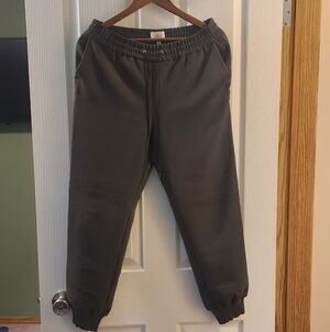 Wilfred Men's Jogger Pants in Charcoal Gray